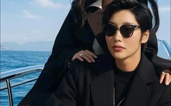 等不及在车里做一次